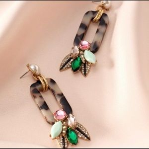Stella and Dot Belle statement earrings